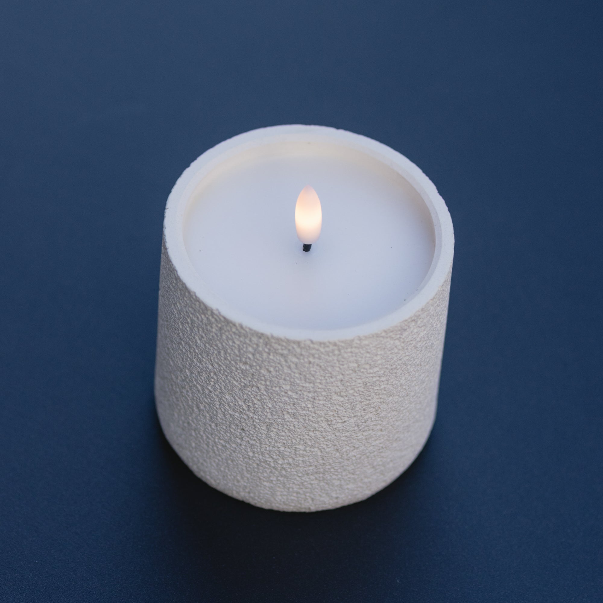 Sia LED bloklys genopladelig ø 8.5 x 8 cm. Hvid (Sendes fra 26 maj)