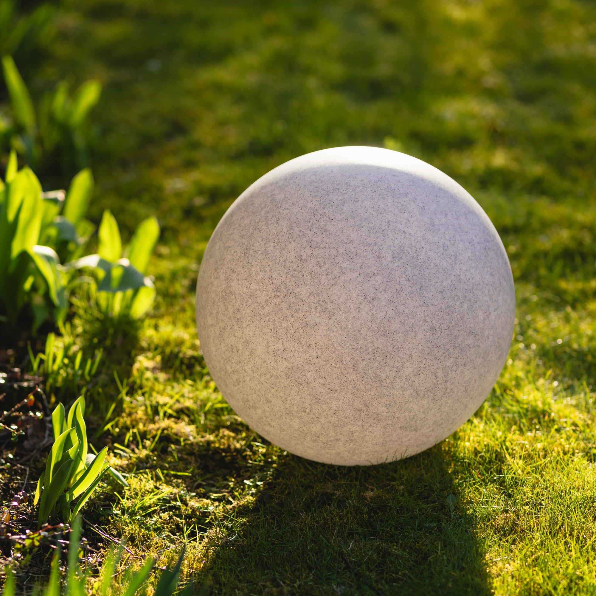 Mia LED kugle Stone Grå Ø 30 cm