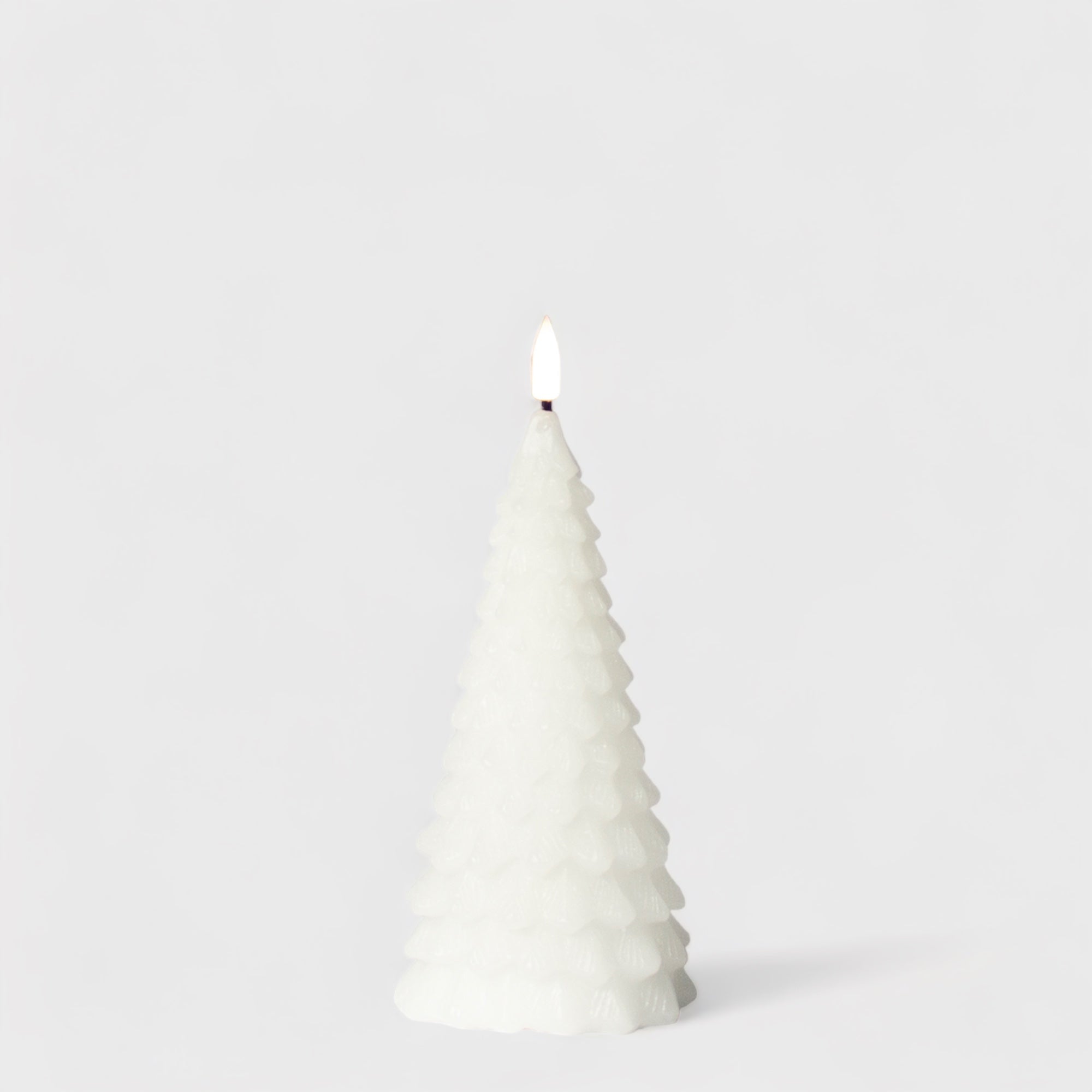 Billede af Luna LED figurlys juletræ hvid Ø8,5 X 17cm 1stk
